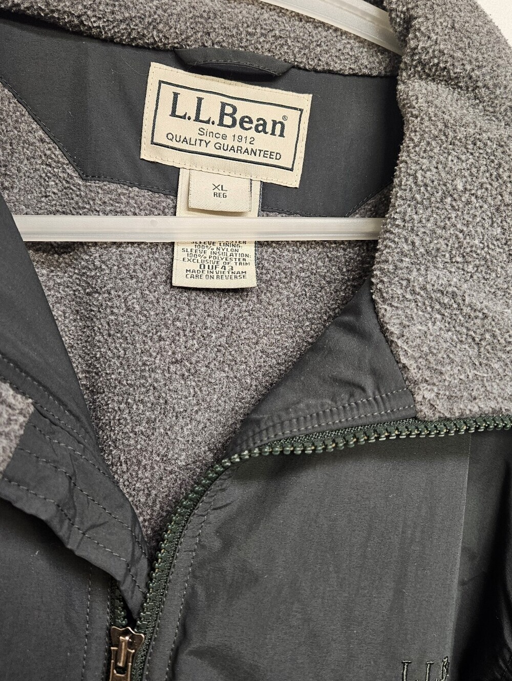 L.L. Bean Mens Jacket Green Gray Full Zip Lined Fleece Collared Pockets X-Large